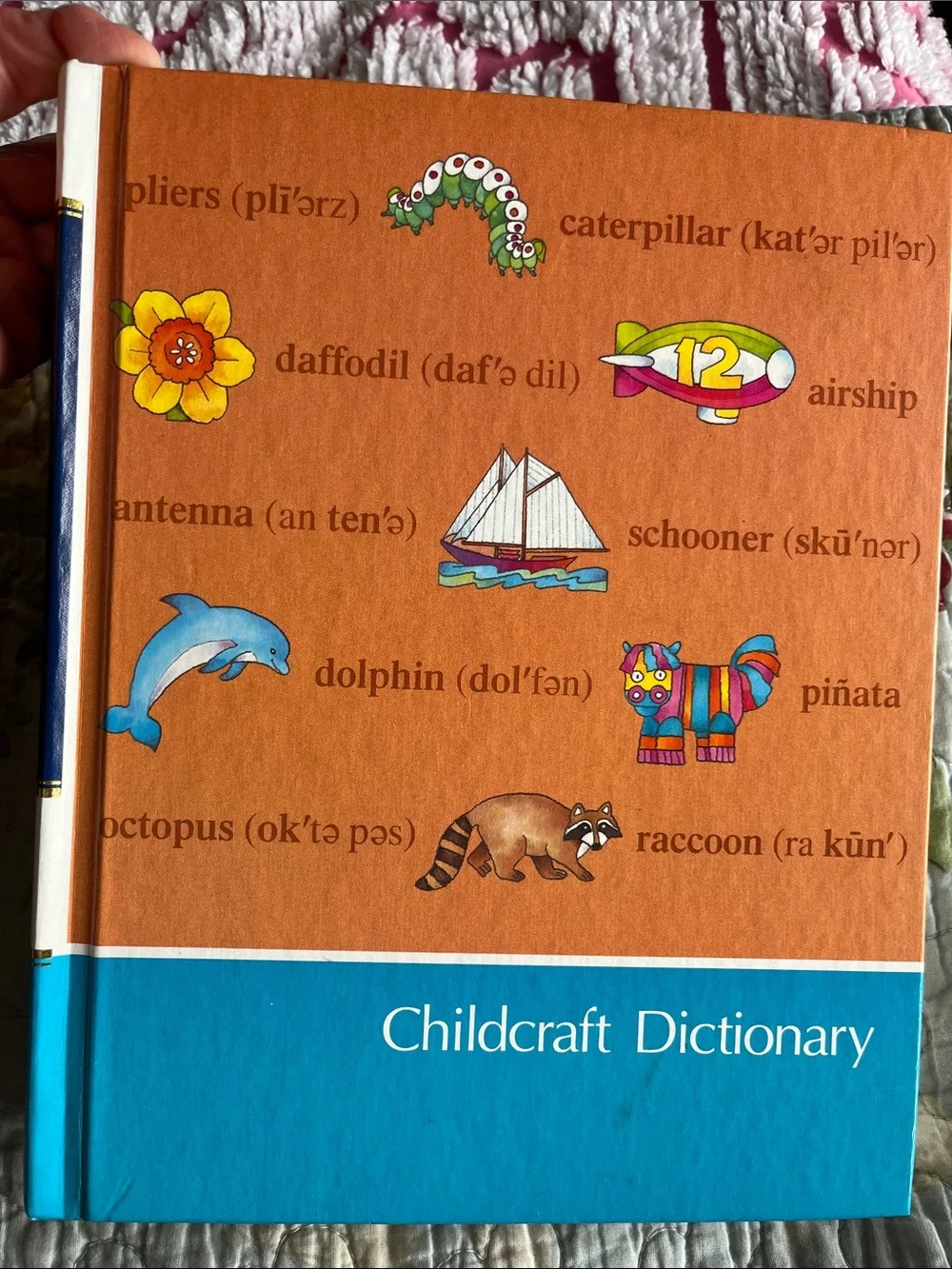 Vtg World Book Childcraft Dictionary Hardcover Book Illustrated Copyright 1989